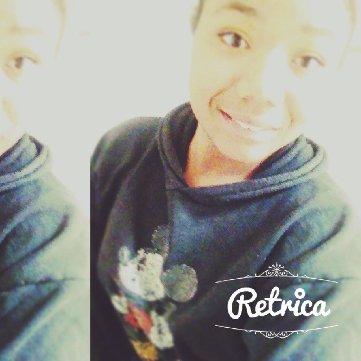 Mélissa 14 ans❤ J'adore manger nu Nutella devant Pokémon *~* Amoureuse oui. En couple non. Mignonne a toi de juger. Ouvre pas ta bouche pour dire de la merde :3