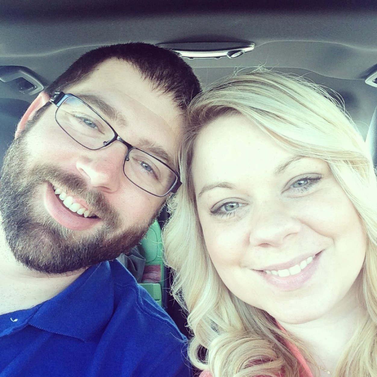 ElleColeGo's profile picture. Whatever, I'm getting cheese fries.