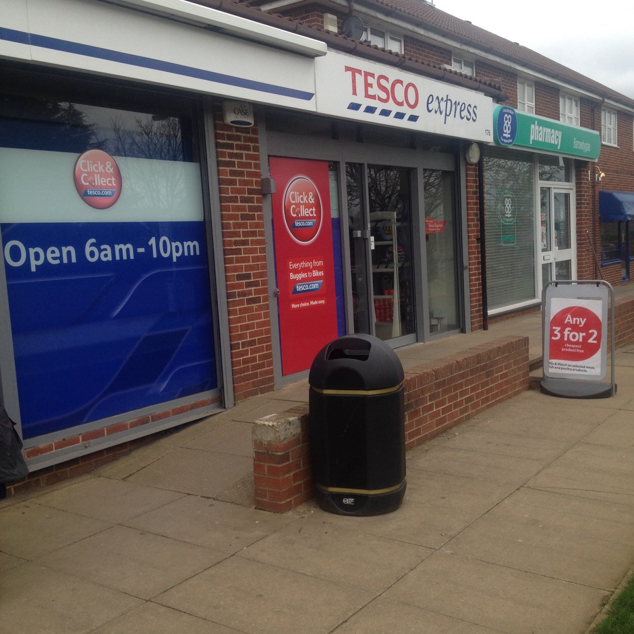 GranthamExpress's profile picture. Your Management team: Mark Westacott, Chris Kilmore, Mike Collishaw.