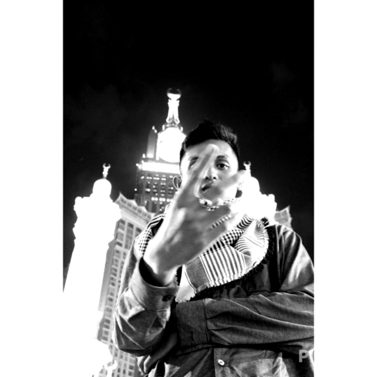 New Hope New Profil, Trying to be a good #Producer FILM, Lucky person, MADRIDISTA @realmadrid , Concepts of freedom (wolf) and simplicity (moon). IKJ73 Film 06