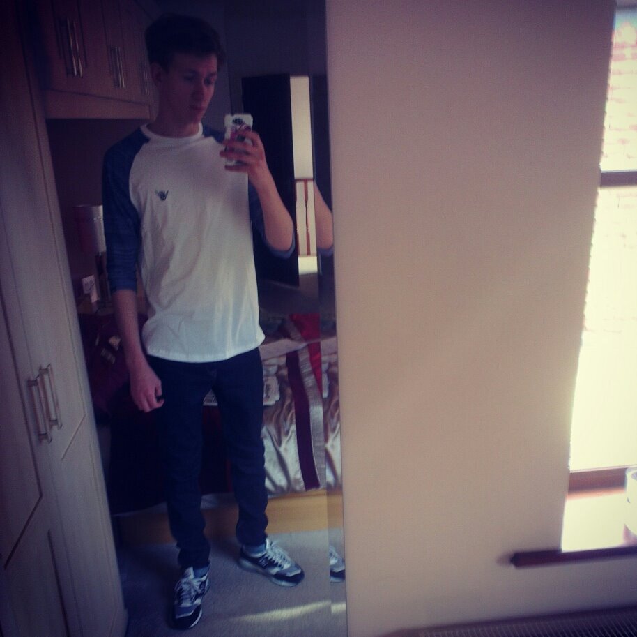 J_moose95's profile picture. Think Big.
Clothes/Music/Cars/