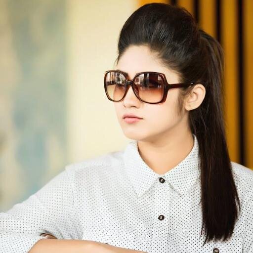 pizza lover,cute lover,doll lover,love to do makeup,