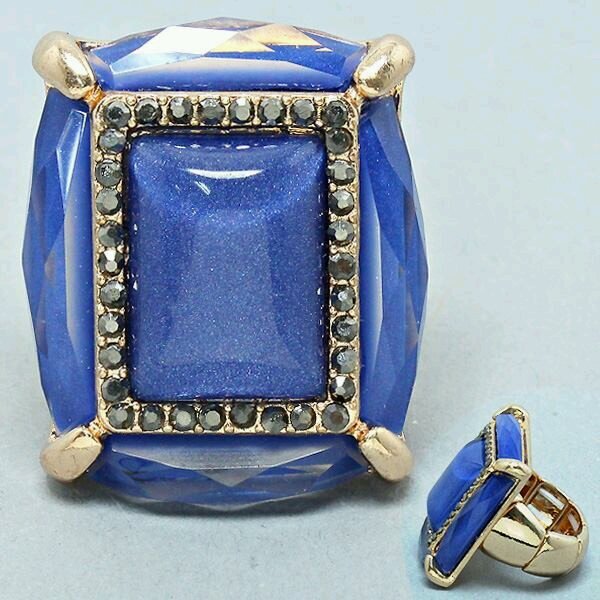 NeckedWear's profile picture. Diva, Designer, Fashion Devote', Frugal Living Expert, Seamstress, Parent, Foodie, Trekkie and lover of Steampunk gear and gears!