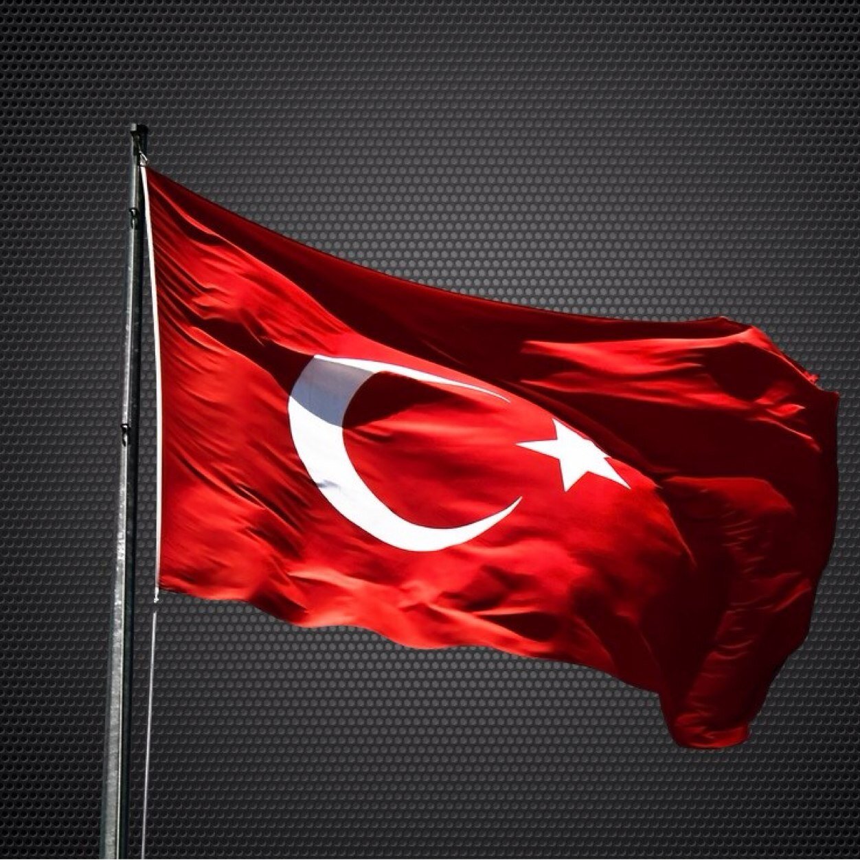 Ülkü, ilke ve ahlak sahibi gençlik!