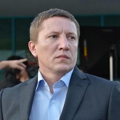 Записаться на прием, можно по телефонам: +7 (915) 394 - 12 - 73; +7 (707) 877 - 17- 01; +7 (702) 420 - 98 - 88.