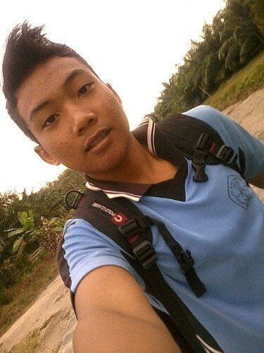 Tolong di Follow ya :)

 TtL: kediri,20 06