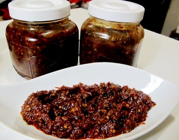 sambalmamaina's profile picture. Sambal Mama Ina menyajikan sambal dengan cita rasa yang menggugah selera pada makanan Anda...hubungi 08116985098