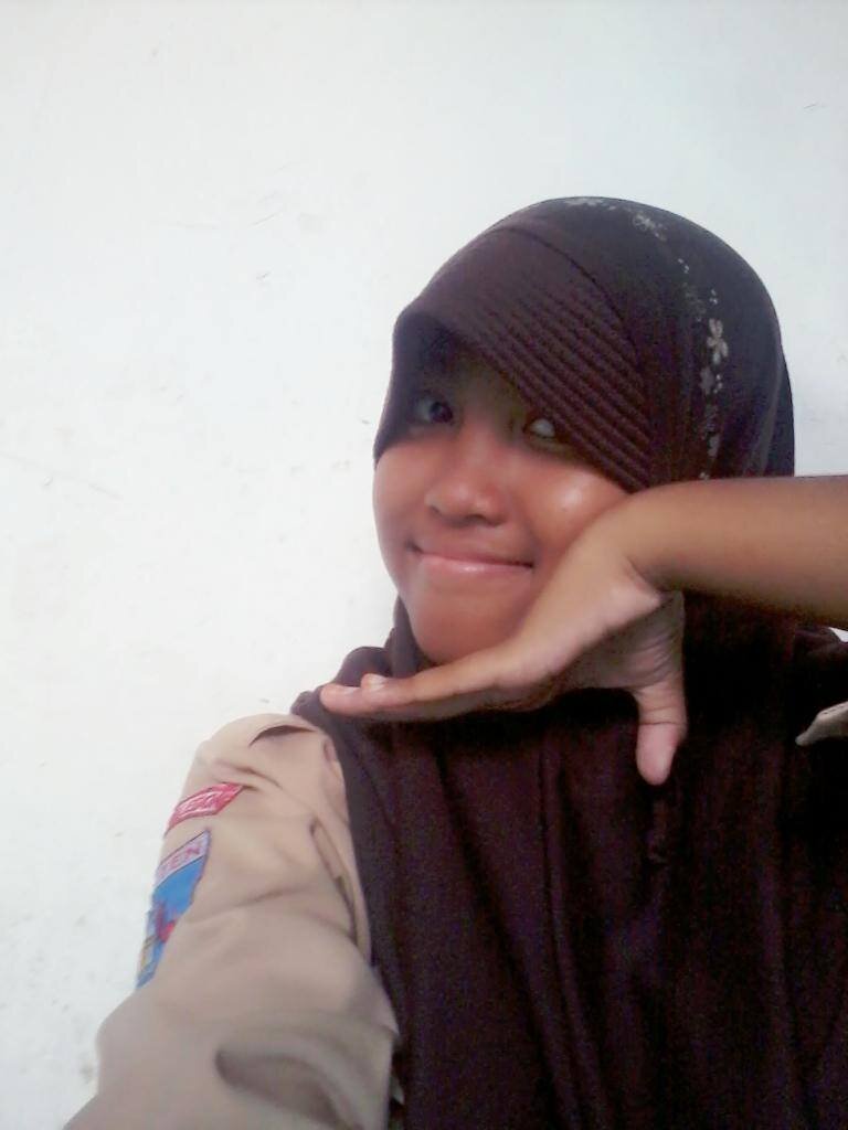 @7E_JHSKS | follow follback ? mention aja | add yes : Uswatun Hasanah