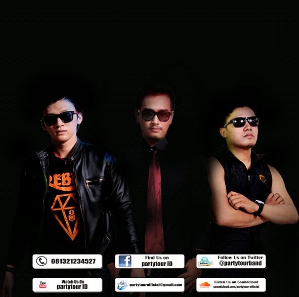 Contact & Info : Email : partytour_bandjogja@yahoo.com ||
Vokal @VerdyAndra1 || Drum @dianwjynto || Bass @damasrcj