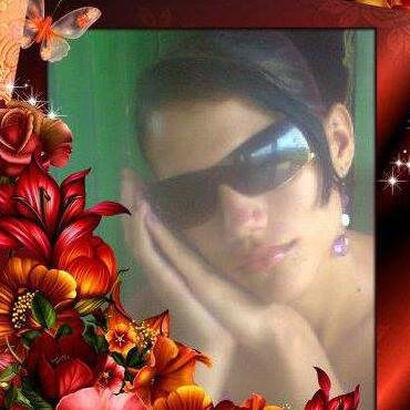 astridvacaniada's profile picture. 