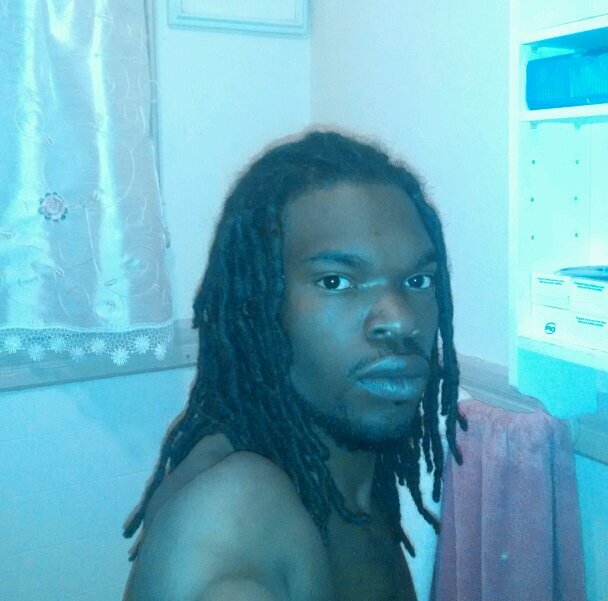 rob1864's profile picture. 