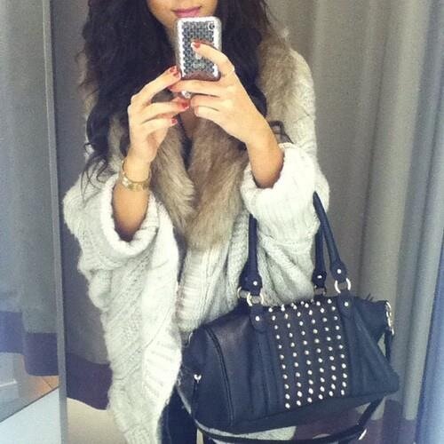 PhaidraTatterse's profile picture. Sometimes you just miss the memories, not the person.