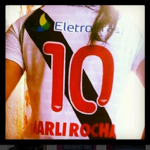 Apaixonada pelo Vasco, feliz e grata à Deus por tudo que Ele tem me dado,sou eternamente grata à Ele por me amar d+ e eu também O amo muito..