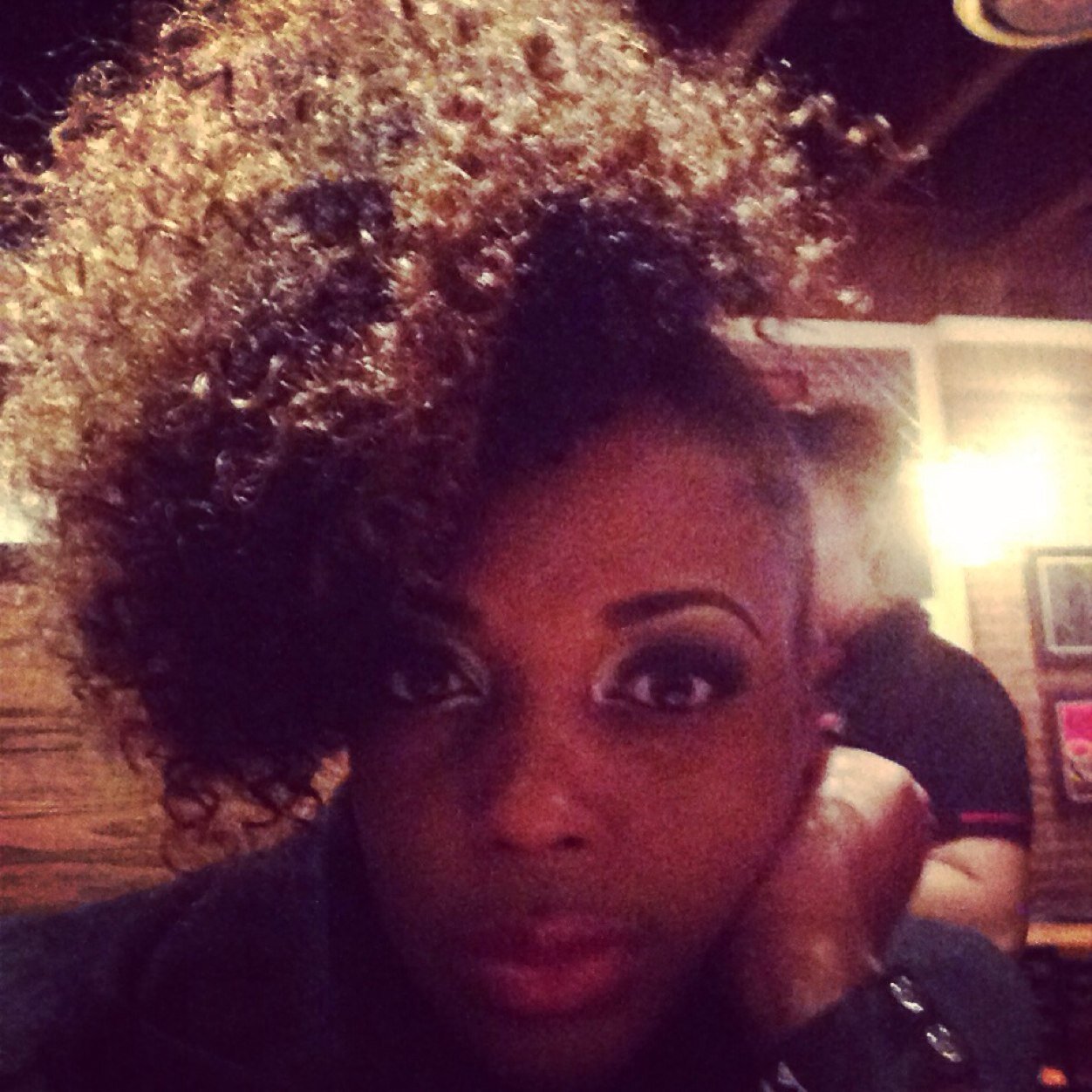 instagram: @shesingslove 
YouTube: vlgilbert1

She be sangin' and stuff.