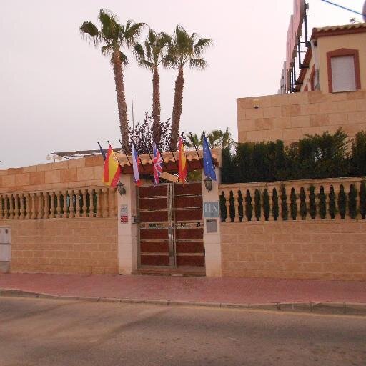 atlastorrevieja's profile picture. Aparta Hotel Atlas el mejor sitio de pasar unas vacaciones en familia