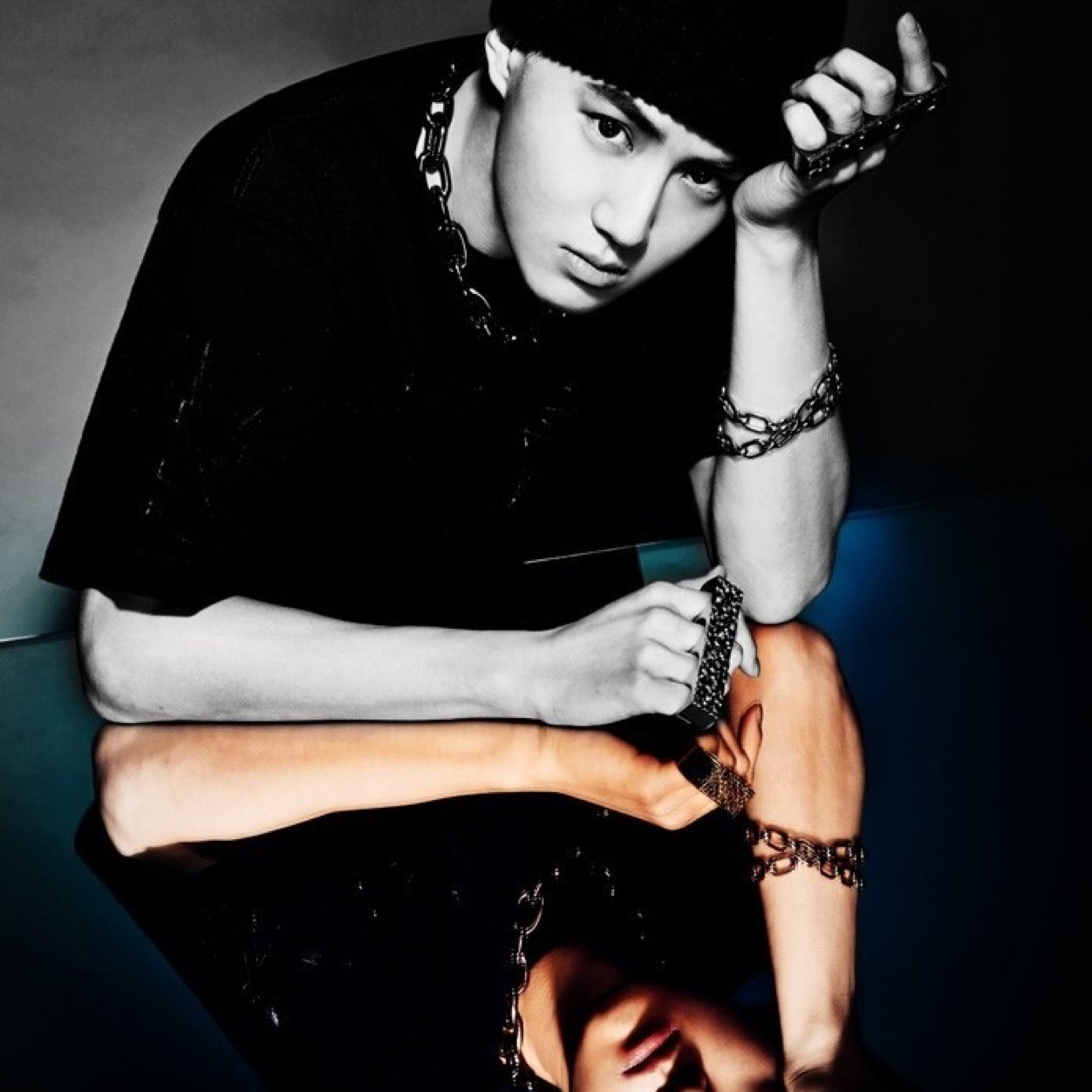 อันยองครับ ผมซูโฮ ลีดเดอร์สุดหล่อแห่ง EXO มาคุยกันได้นะครับ แล้วจะติดใจ 3