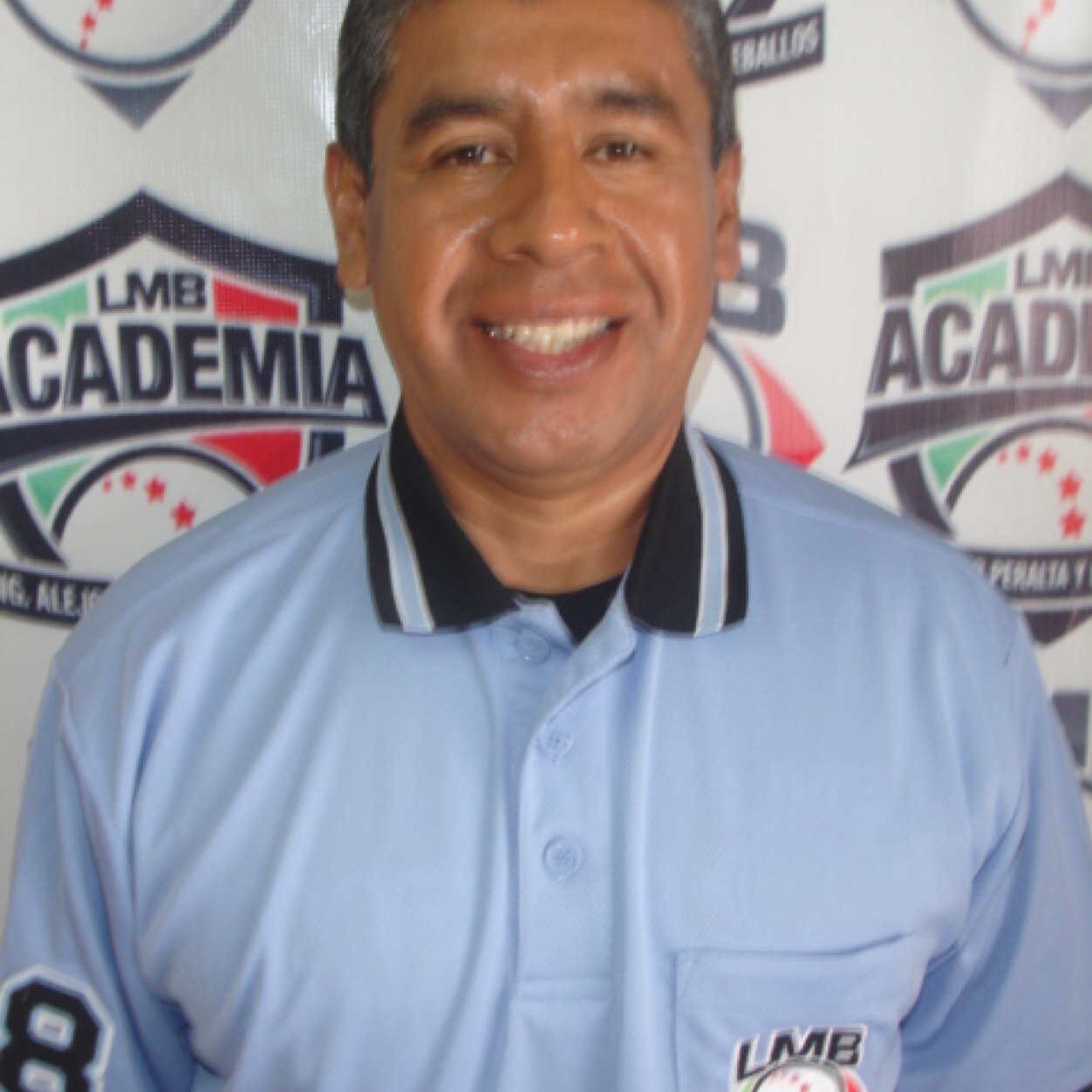 Director de umpires @LigaMexBeis Trayectoria de 32 años tanto en #LMB como en eventos internacionales: 2 Juegos Olímpicos, 2 Mundiales IBAF y   Clásico Mundial.