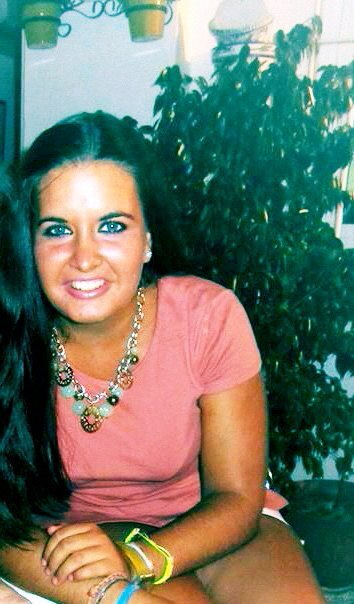 Estudiante de Derecho en la Universidad Pablo de Olavide, Sevilla. Puedes llegar a cualquier parte, siempre que andes lo suficiente.