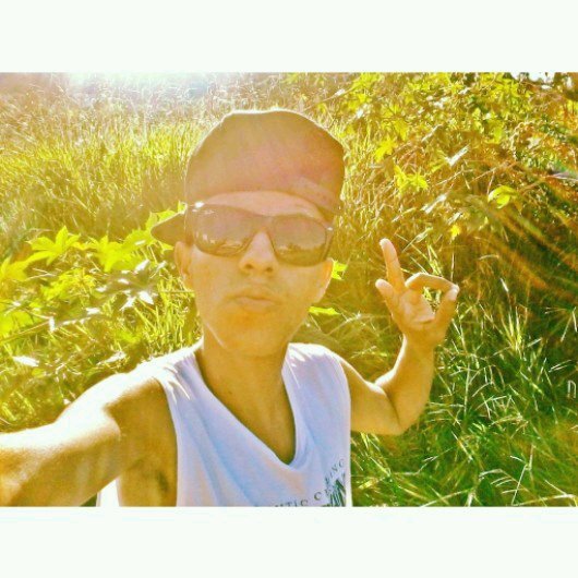 Não leve o twitter tão a sério.
http://t.co/UTBq7XkjA3