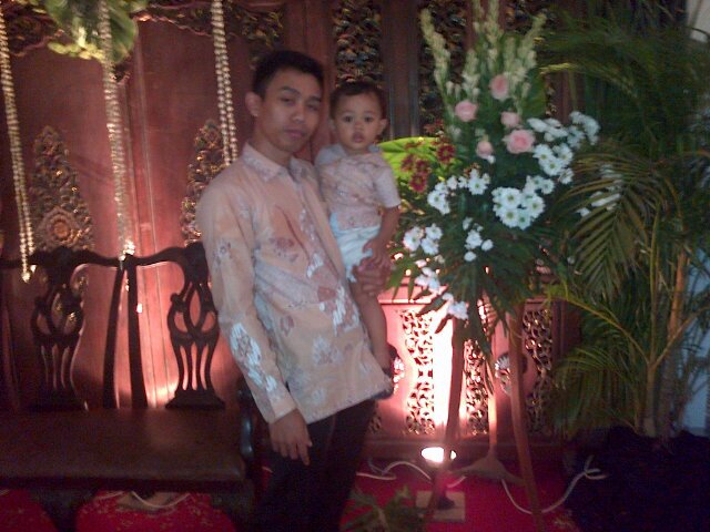 Yang penting happy...