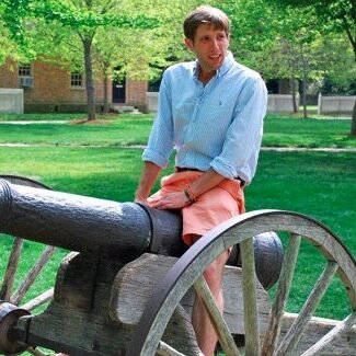 albatross1189's profile picture. ENFJ Scorpio who talks too much, has a soft spot for thrift store sweaters and prefers to send good vibes instead of thank-you notes