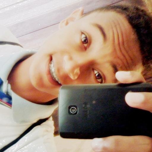 Face www.facebook/matheus.soik                                             



 Sonhos não tem pernas, mas você tem. Corra atrás deles!