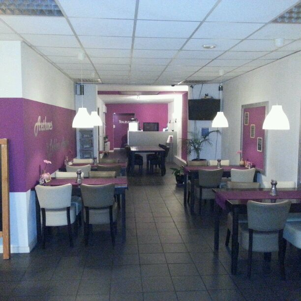 LekkerHepke's profile picture. Een verse kijk op eten..méér als alleen een cafetaria, pizzeria of grillroom! Bestellen: 0475-570999