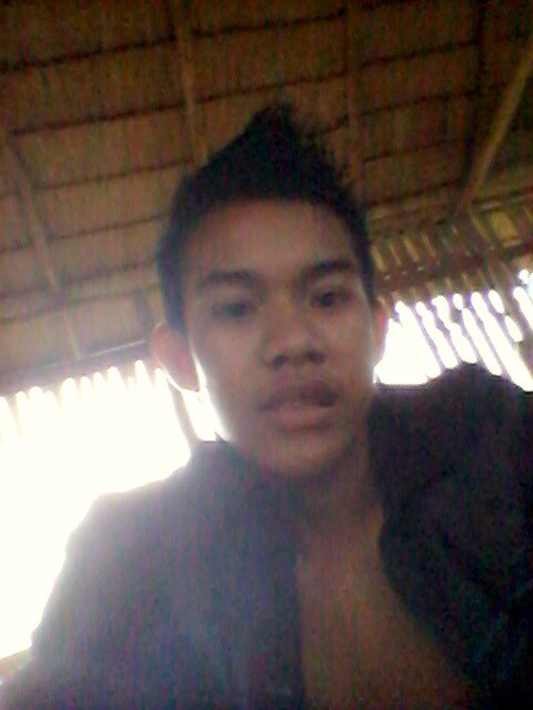 Ari_3_junior's profile picture. Kenapa ada derita bila bahagia tercipta