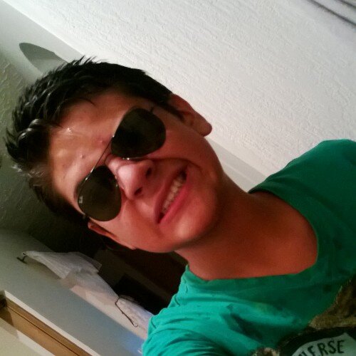 Todo Tiene Final Solo Disfruta Lo Que vivas Vive los que lo escribas saca el masmo todo por que todo hay partida :/