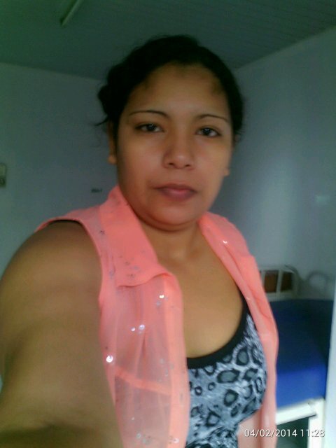 gosto de tudo que me faz bem,sou assim meio sei la...com muita vontade de viver e de amar...sou fiel a deus que e minha fortaleza.
