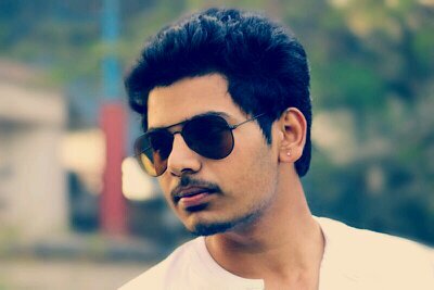 proactive person,gamer,loves travelling,loves cricket,a true virat kohli fan !!