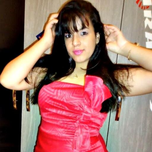 17 anos ♥ Noiva ♥ Apaixonada ♥ Estudante de Administração ♥