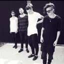 The 1975 *OMG* (@1975fansslay) Twitter
