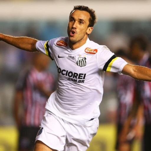 Twitter fake do maior time o @santosfc Criado para trazer noticias e também para ligar os torcedores ao jogadores do santos! email: santosfc2013@live.com