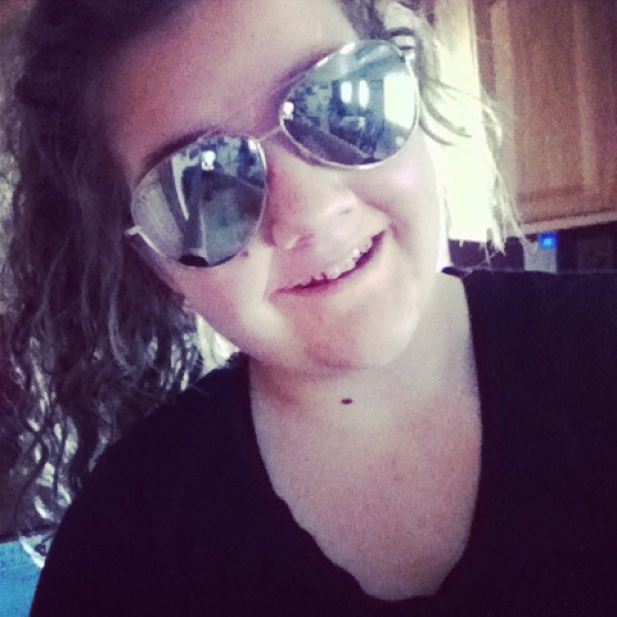 What up this is my twitter follow for a follow hit it up