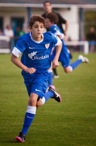 Jugador del Athletic Club Infantil B        #02