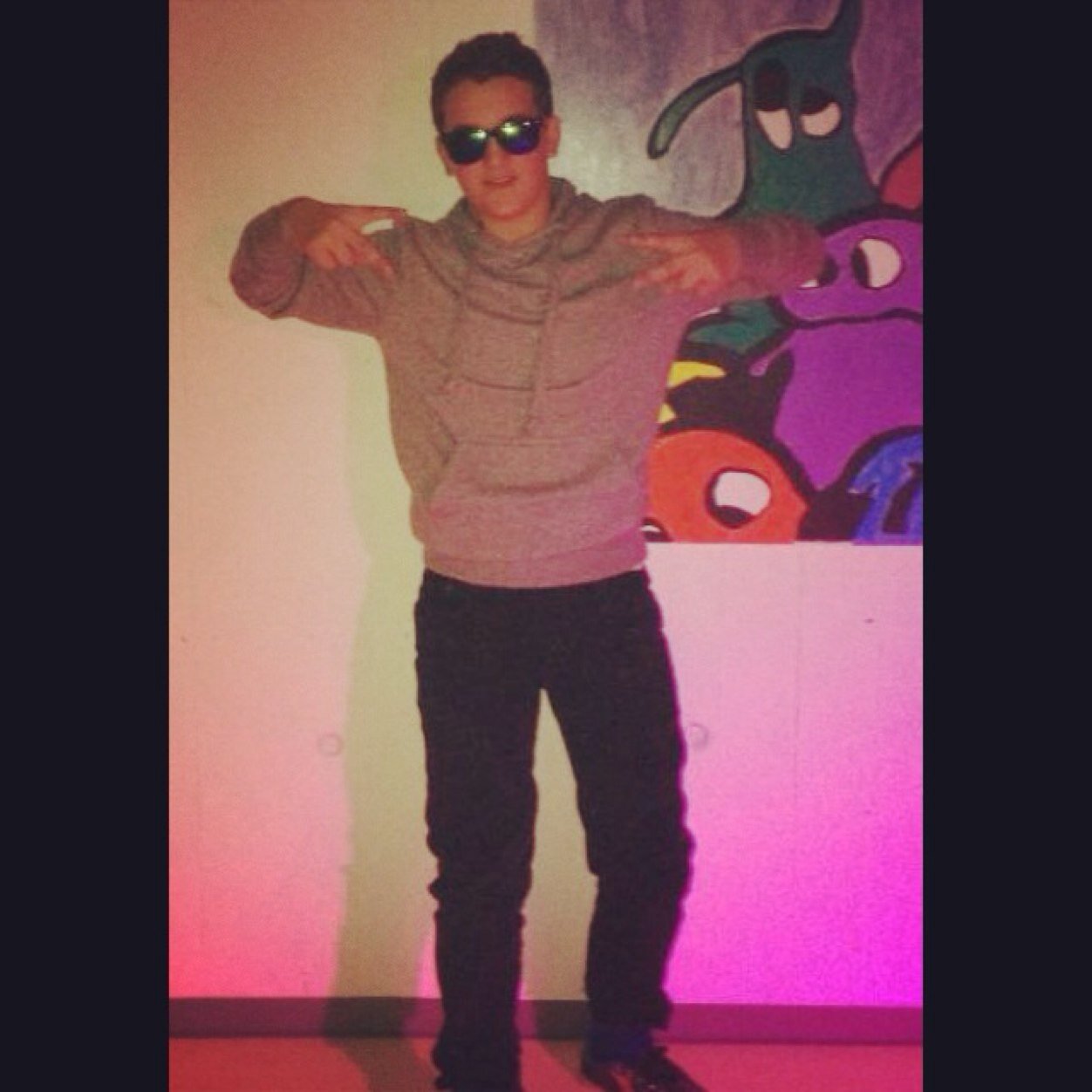 ✌✌️ 1⃣3⃣years ✌️✌️✌️ Love fun, gamez friends Denmark Follow me and i for sure follow back, #shwag #ashumneness