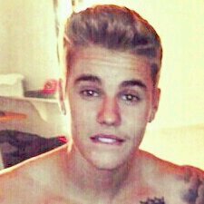 oi você ganhou um follow grátis , pode retribuir seguindo @oursweetstylles ? estou em meta obg ♡