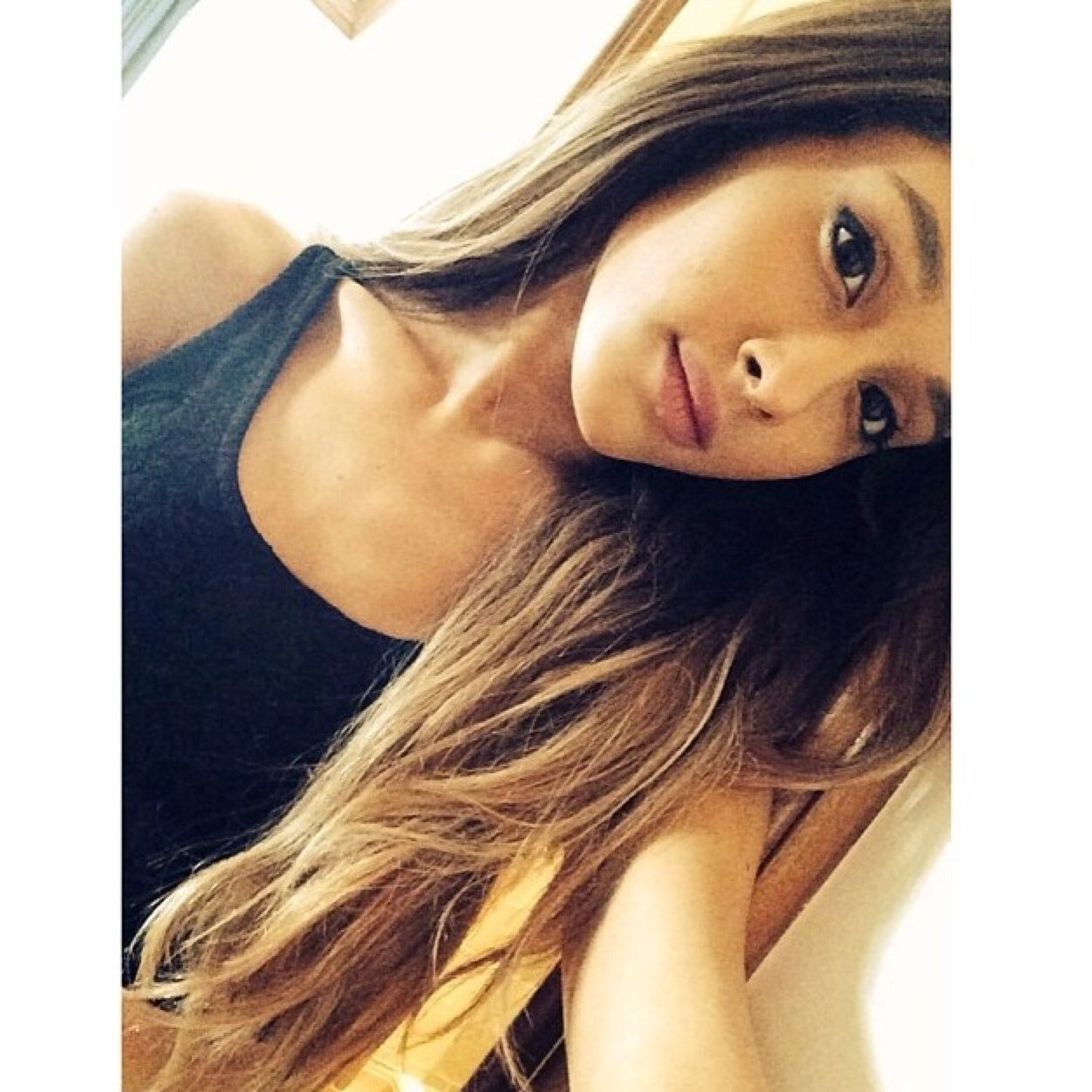 HAY OK SO FOLLOW @myaaa_b_ THIS IS A FREE FOLLOW PLEASE BAE ILYSM