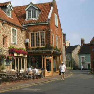 Norfolk_bride's profile picture. Luxury weddings and events in Norfolk, UK