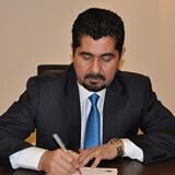 النائب علي الصجري من مواليد 1968 من محافظة صلاح الدين بدا عمله السياسي بشكل علني منذ دخوله قبة البرلمان العراقي عام 2006 .مرشح عن ائتلاف العراق 262