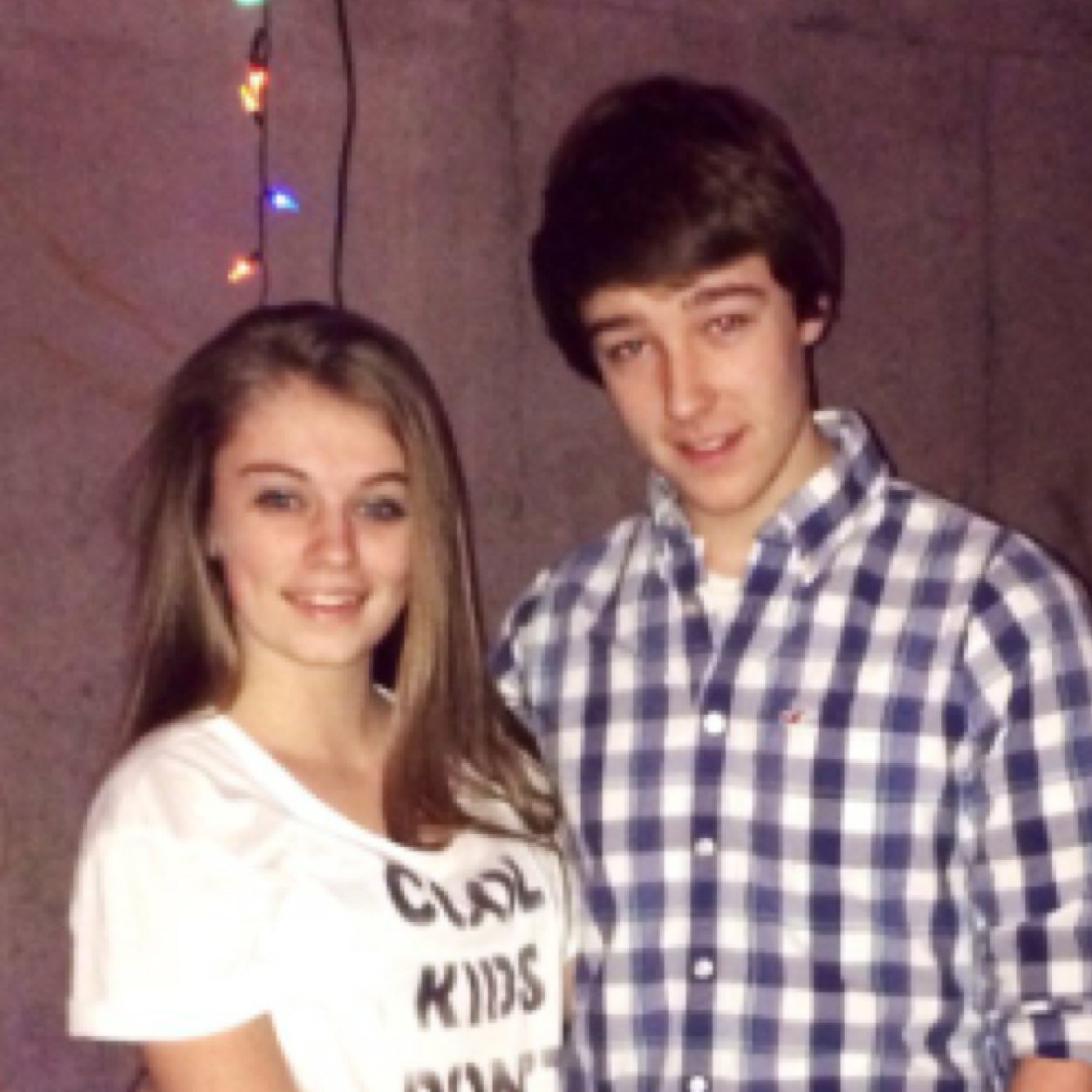 iLikeNutsDaily8's profile picture. My hair needs to be combed. Shirt buttoned up. I keep swag maxed out to . Im a pretty boy who cant play sports due to tendonitis. In love with @hals111.(Fan pg)