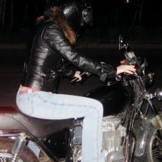 Programmer, robot coder, motorcycler, dancer, hiker, herper who tends to drops out of the sky.

This is me. Take it leave it.