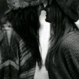 isaron3_'s profile picture. 