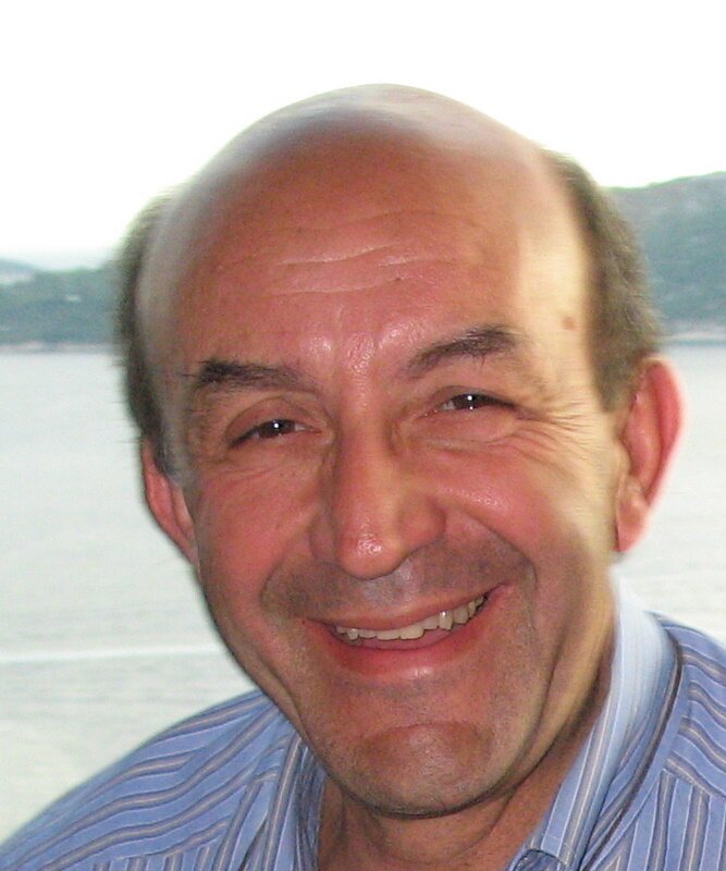 Ingegnere, lavora per Coop.AzioneSociale, Volontario CdS Milazzo, Sposato, 3 figli, 1 nipote