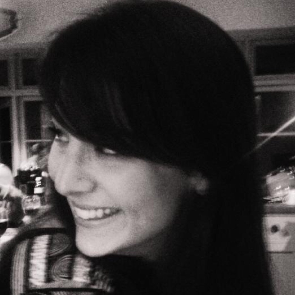 missatune's profile picture. Tune by name, not by voice.