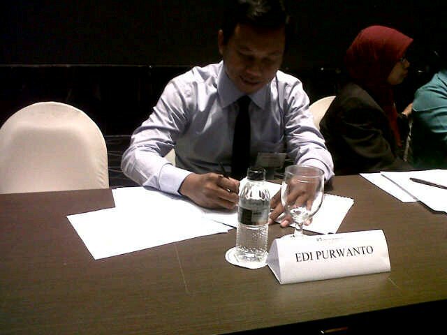 EdiEddino's profile picture. Belajar menjadi pribadi yang baik