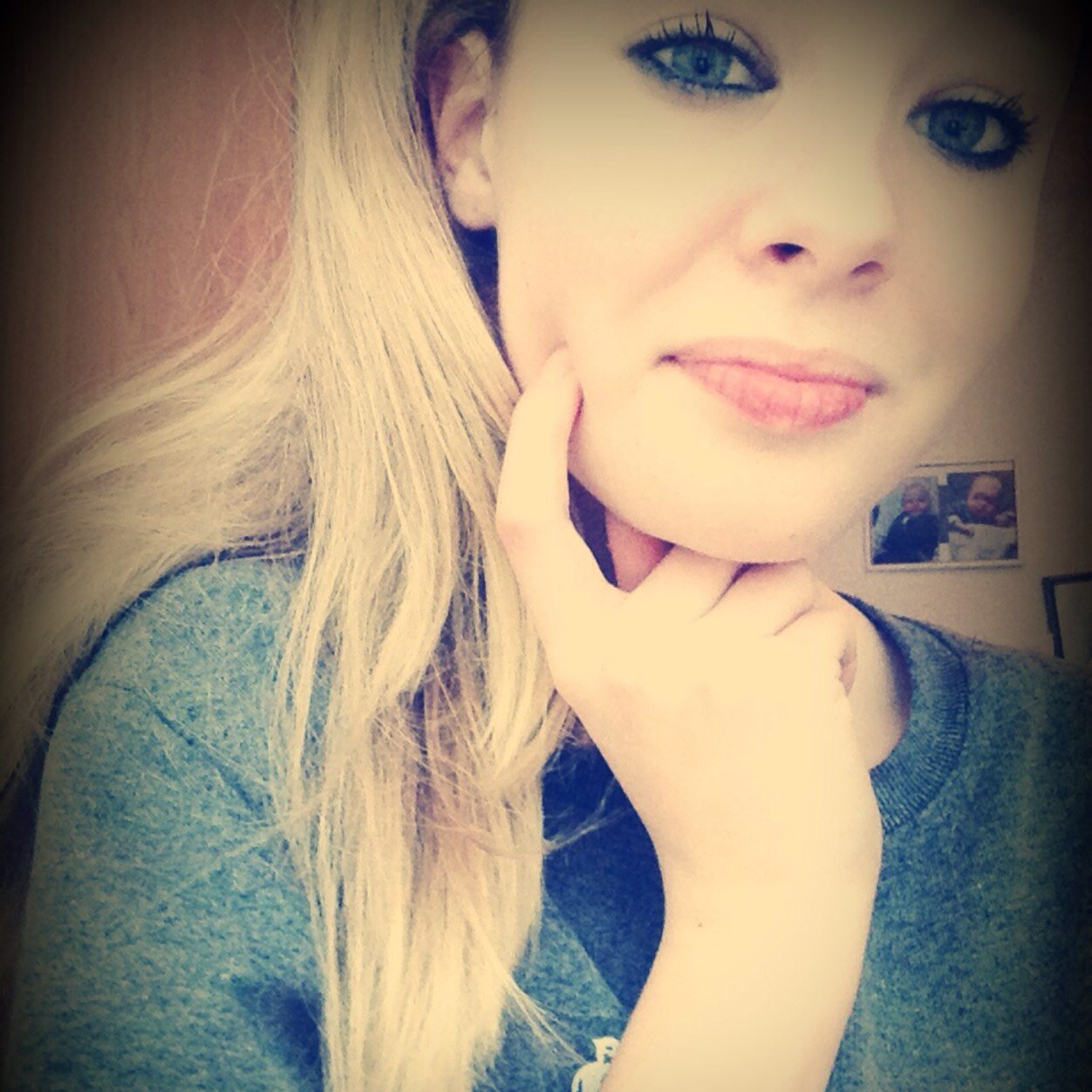 michelle_kusjee's profile picture. Love my sister @anne_anoniempje 24'02'2013 rust zacht broertje