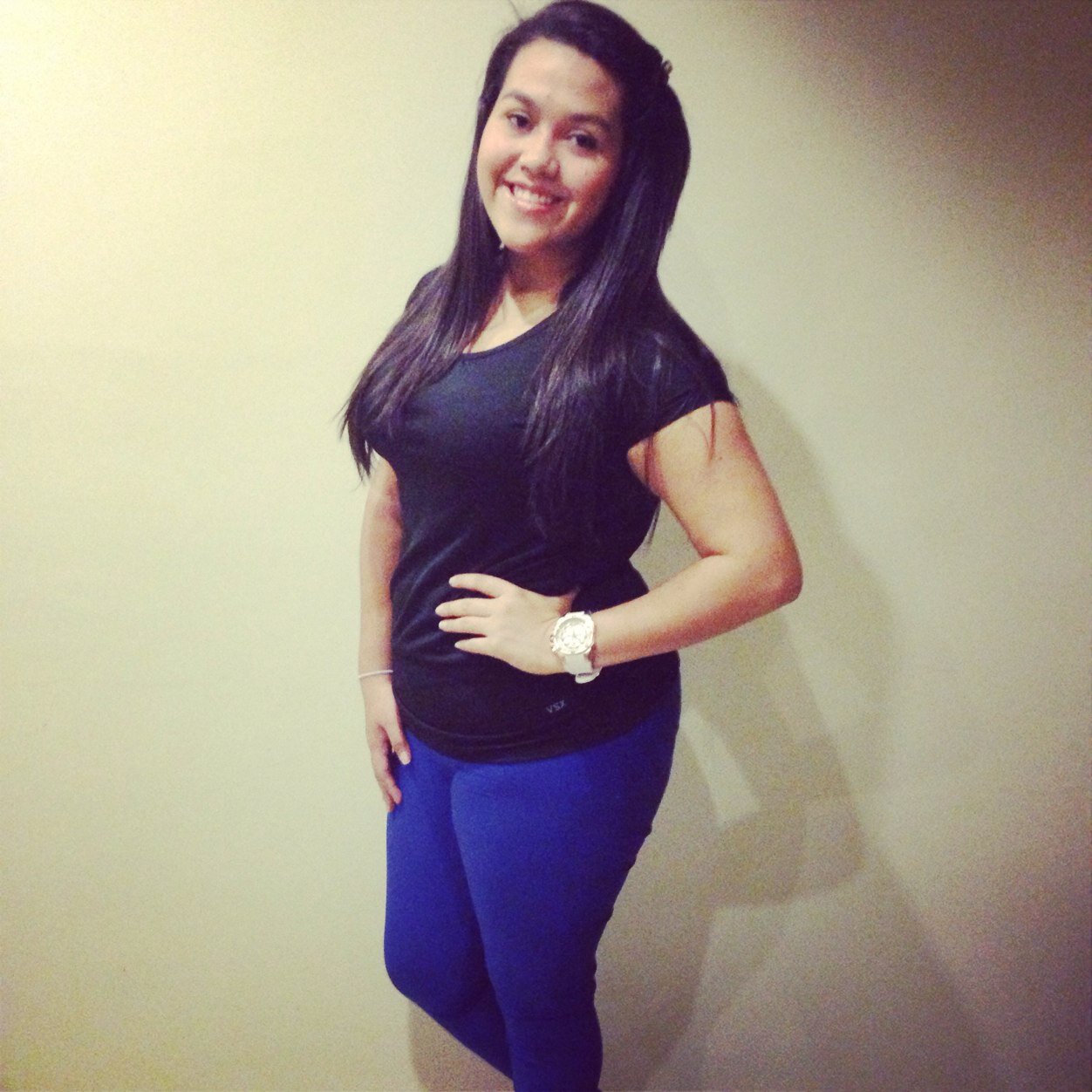24. Venezolana... Abogada USM... Futura magistrada o presidenta del TSJ! Catadora de chocolate y tequila! Con Dios todo y sin Él nada!