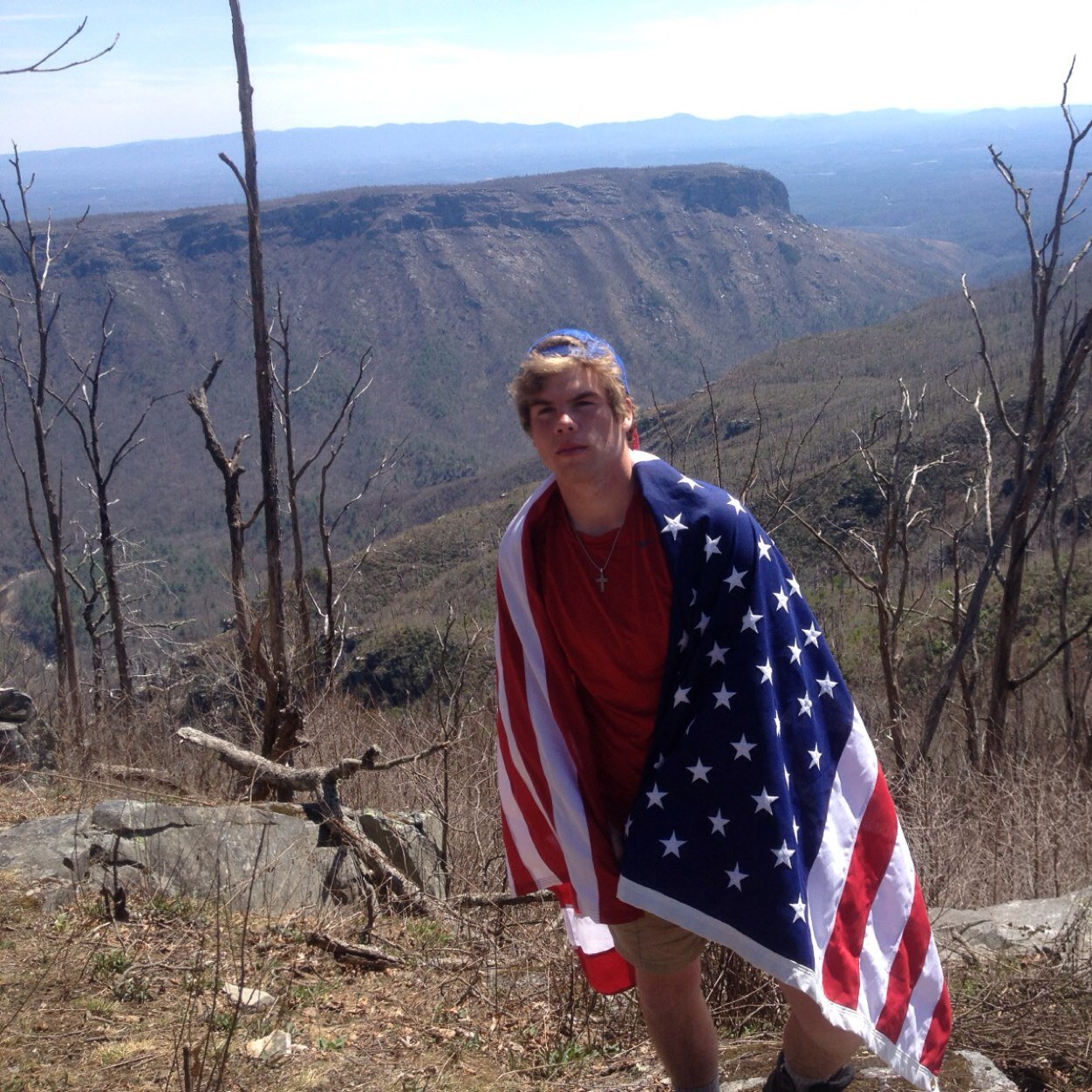 whereitsatmatt's profile picture. I'm in the awesome people buisness 
Snapchat: mattford2chill